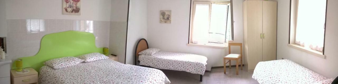 B&B Ai Pini Tiarno di Sopra Екстер'єр фото
